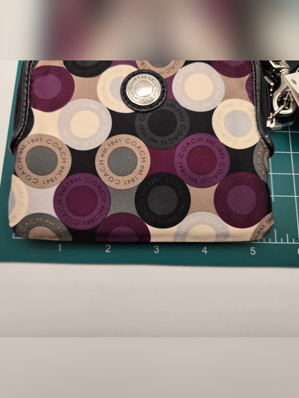 Coach Madison Signature Circle SM Zip Around Wristlet Purple Green Black Cream - Picture 8 of 10
